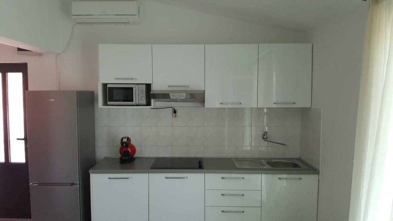 Apartment Joke Ražanj Extérieur photo